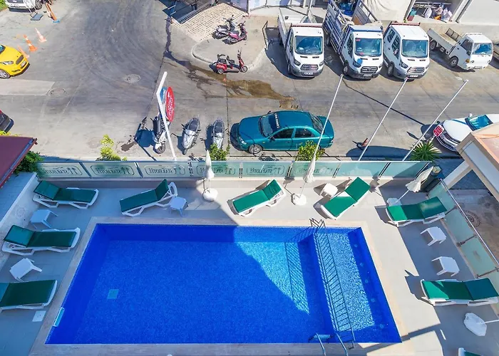 Apartments Near To City Center And Beach